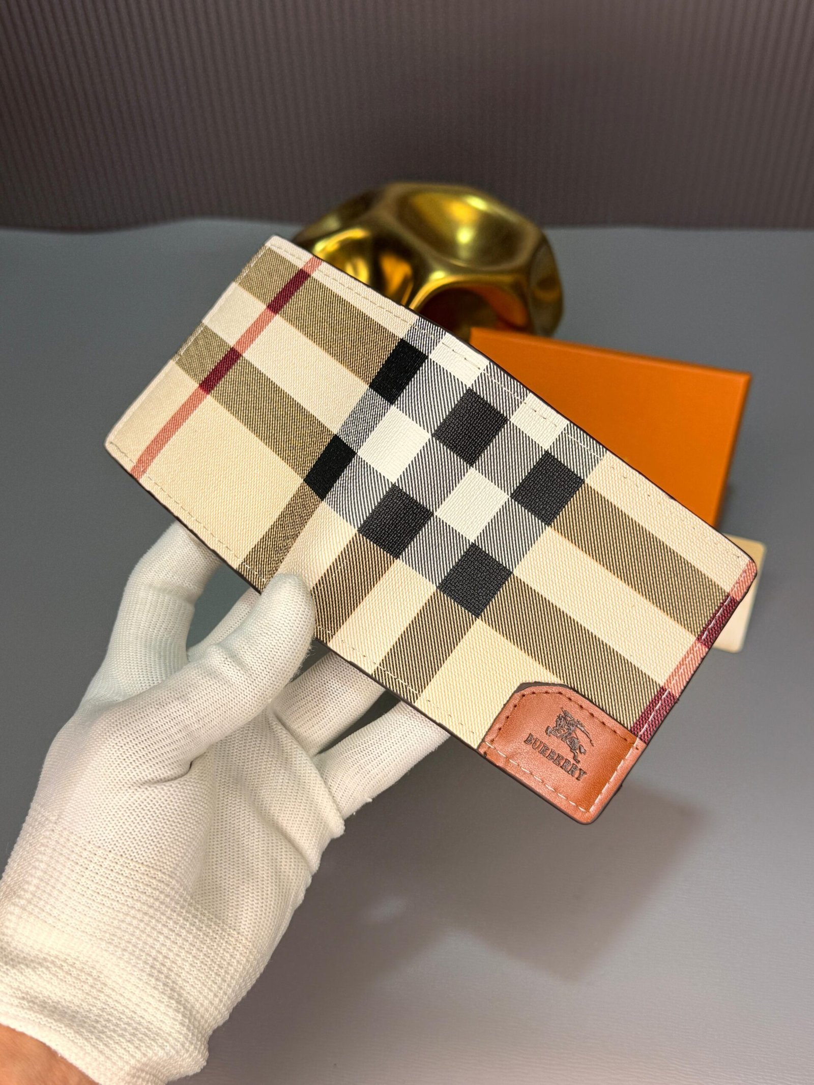 buy imported burberry wallet first copy online