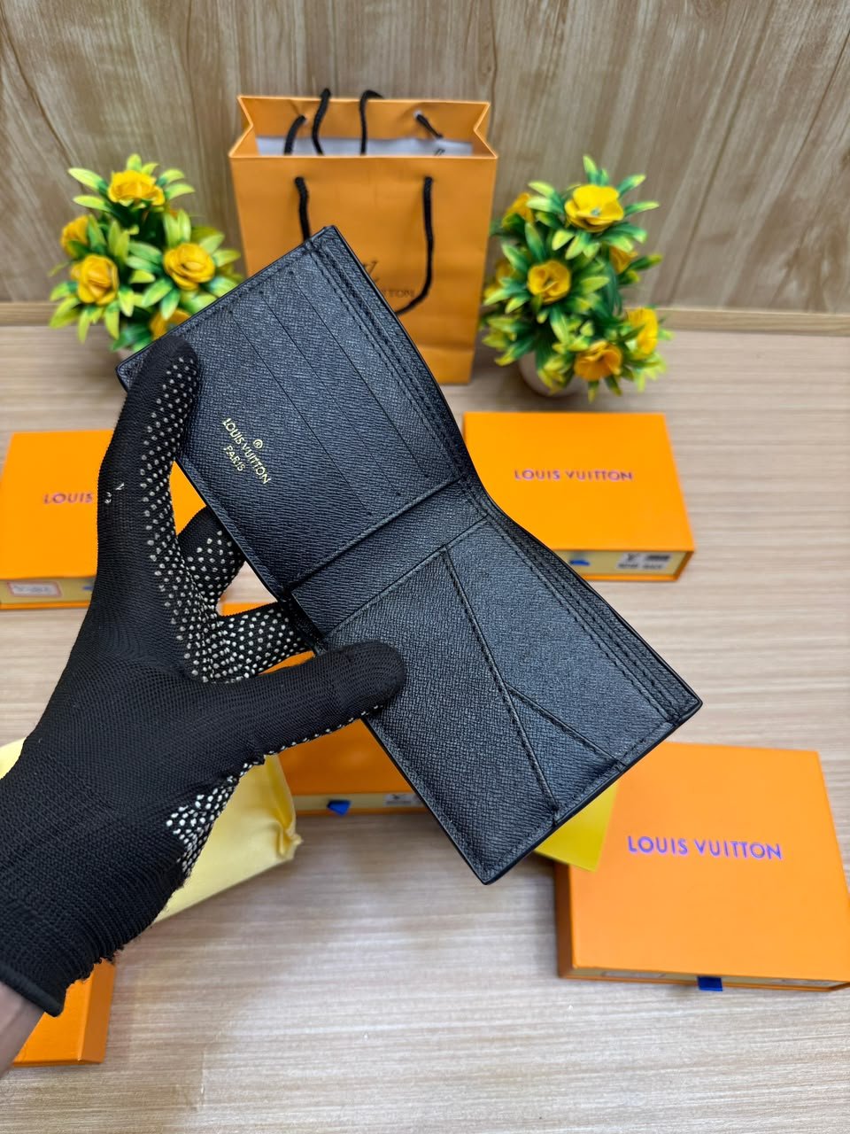 louis vuitton wallet men black
